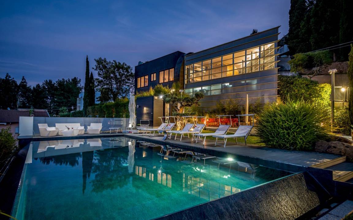 Alcamo Villa | 300 m² Villa ∙ 6 bedrooms ∙ 14 guests