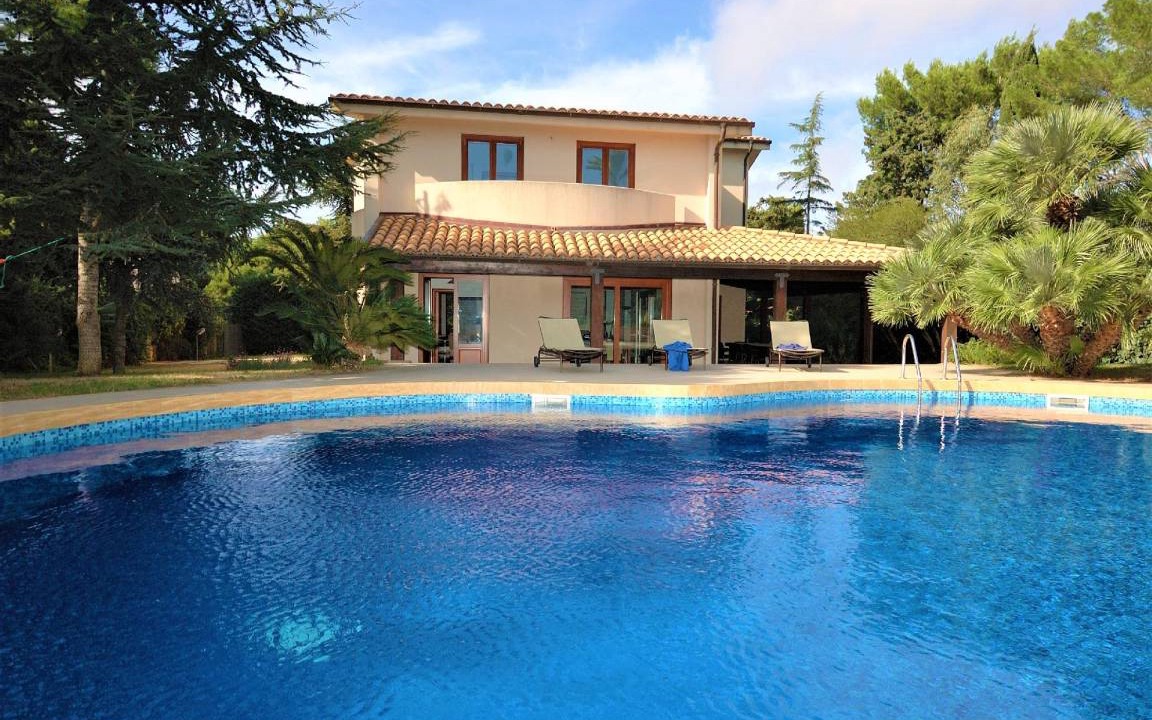 Valderice House | 320 m² House ∙ 4 bedrooms ∙ 8 guests