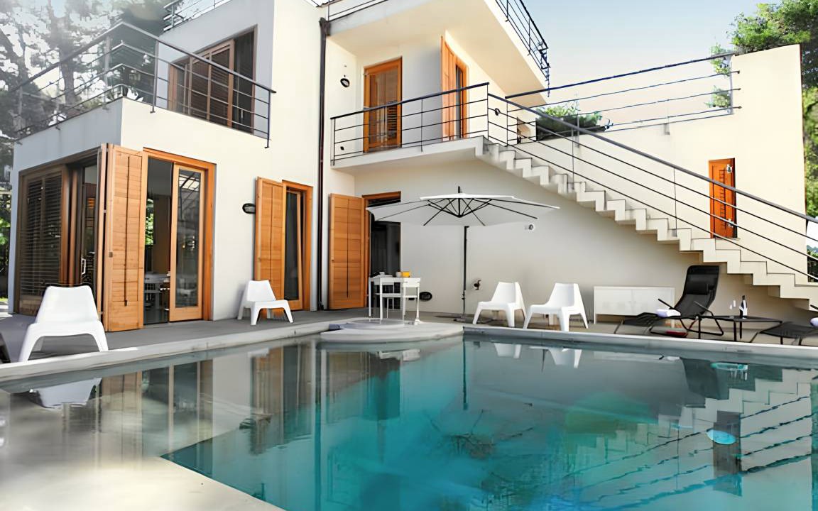 Torre Colonna-sperone Villa | 350 m² Villa ∙ 5 bedrooms ∙ 16 guests