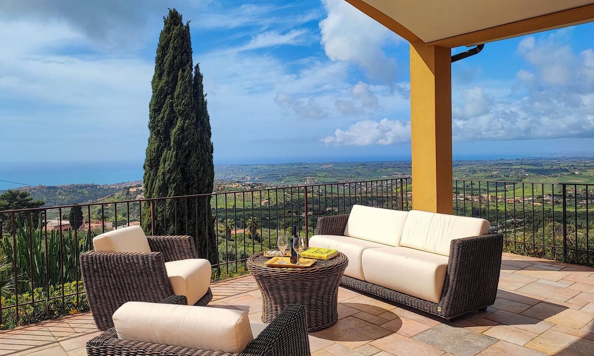 Sciacca House | 4 bedroom gorgeous home in Sciacca