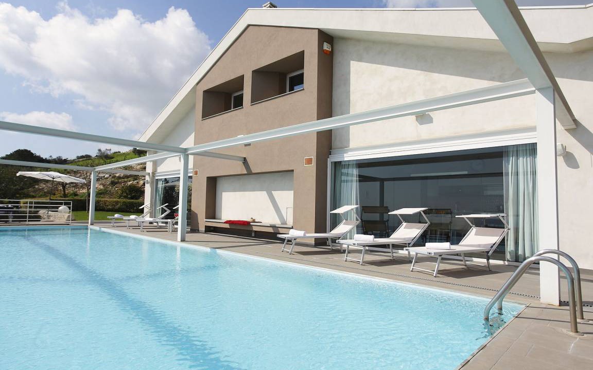 Ragusa Villa | 440 m² Villa ∙ 5 bedrooms ∙ 11 guests