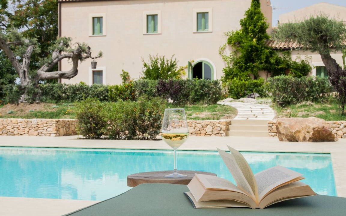 Aragona Villa | 450 m² Villa ∙ 7 bedrooms ∙ 14 guests