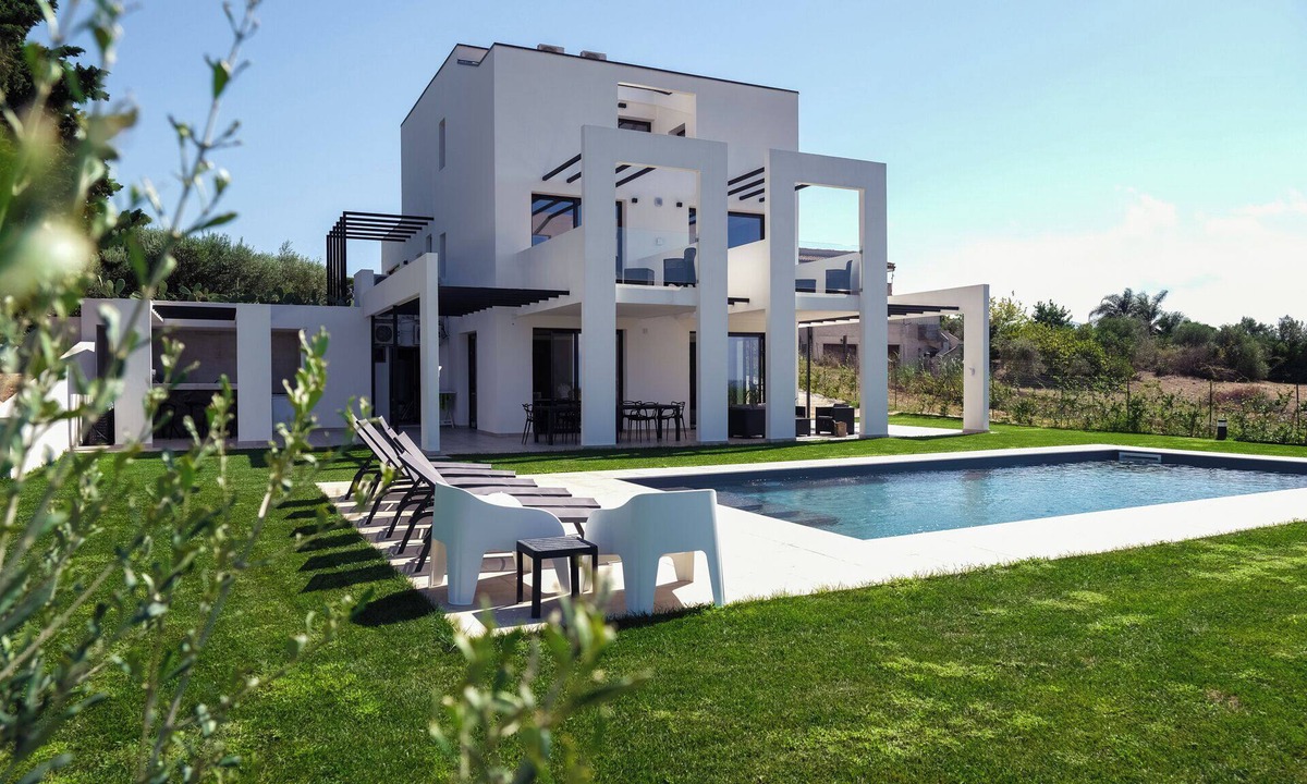 Partinico Villa | 5 Bedroom Villa in Partinico