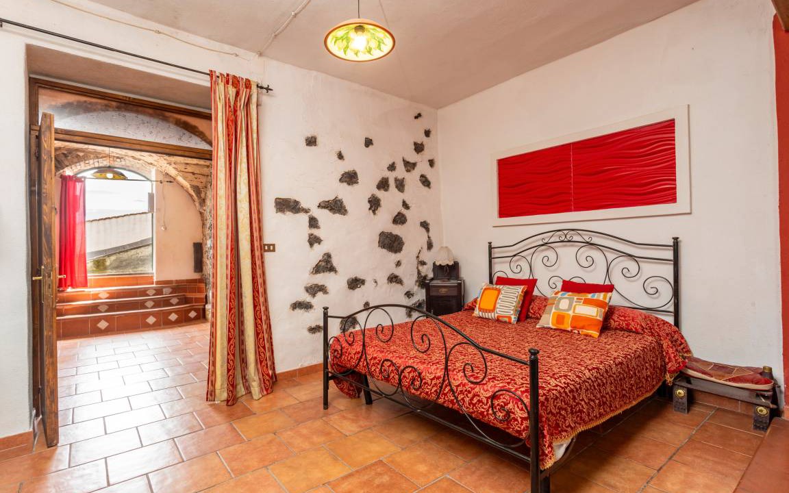 Piedimonte Etneo Apartment | 50 m² Apartment ∙ 1 bedroom ∙ 4 guests