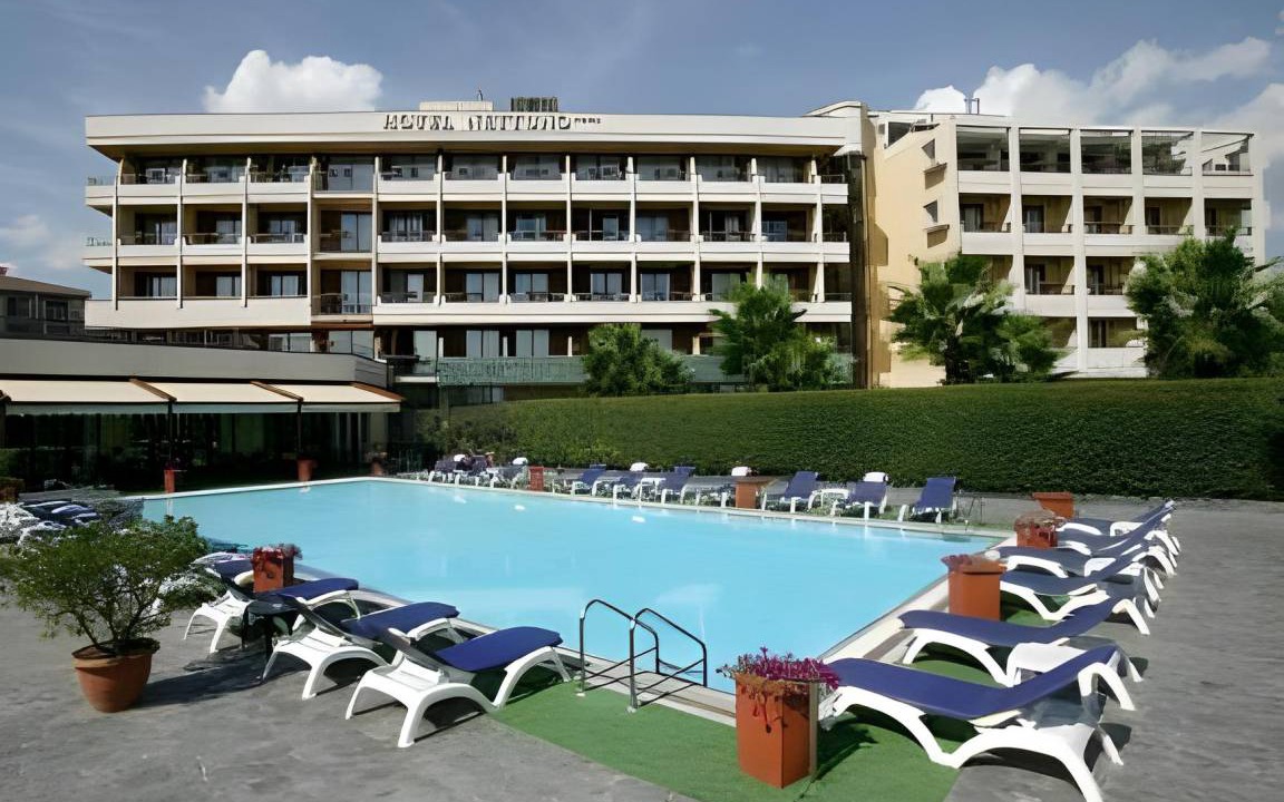 Picanello-Ognina-Barriera-Canalicchio Hotel | 55 m² Hotel ∙ 127 guests