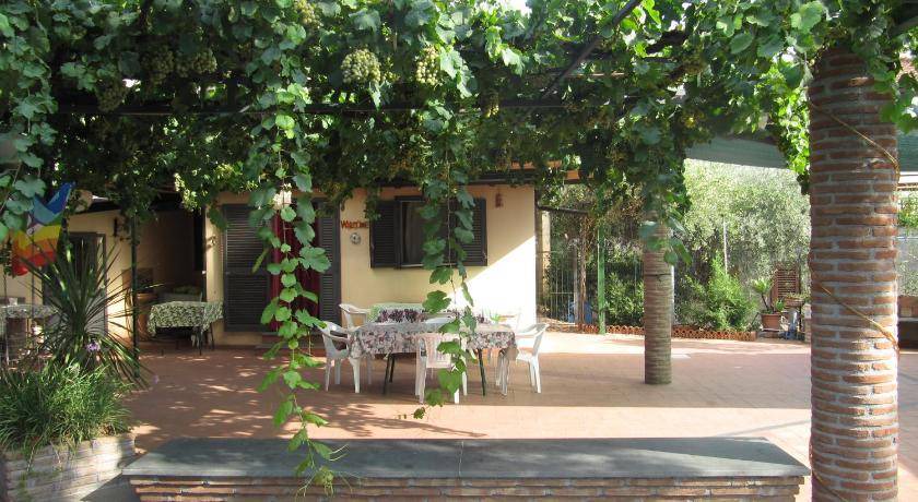 Misterbianco House | 60 m² House ∙ 4 bedrooms ∙ 8 guests