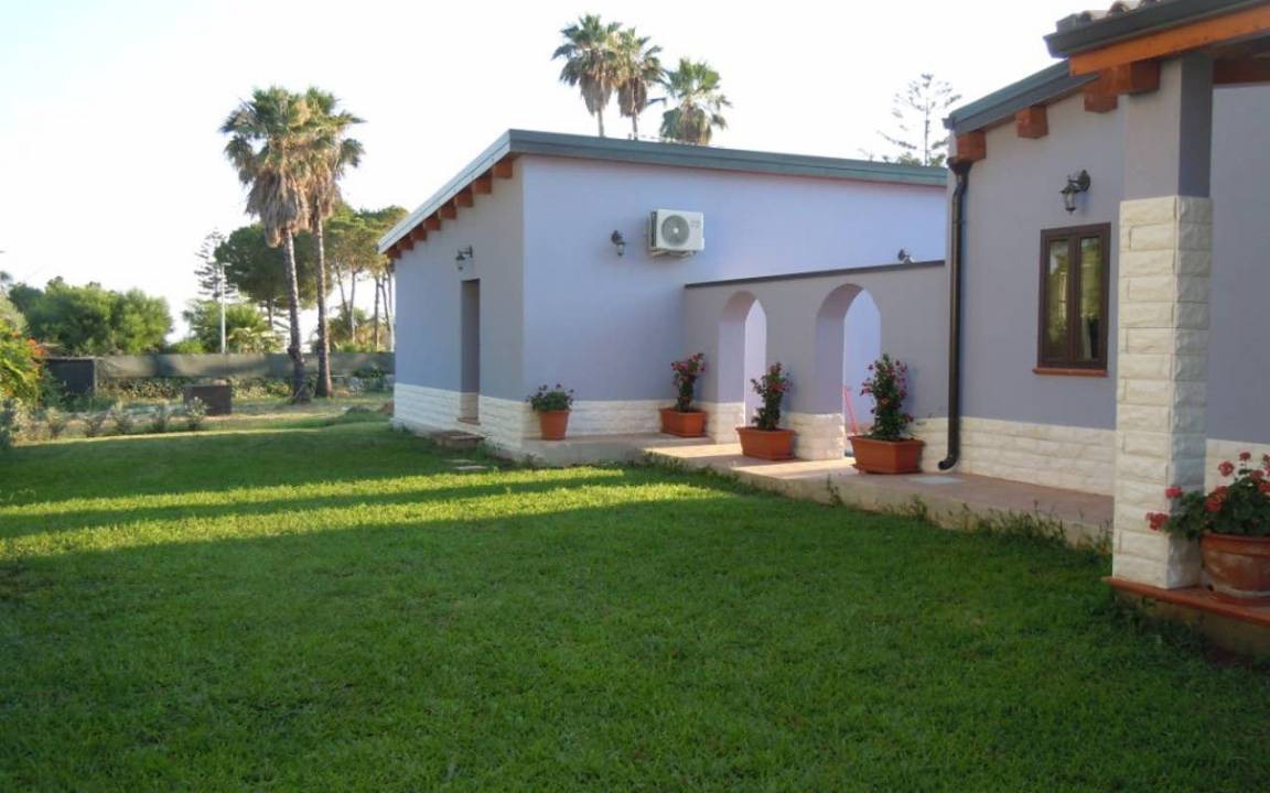 Fontane Bianche Villa | 60 m² Villa ∙ 2 bedrooms ∙ 4 guests