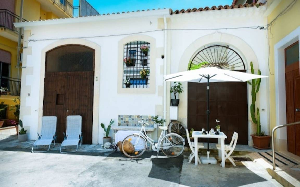 Avola House | 65 m² House ∙ 1 bedroom ∙ 5 guests