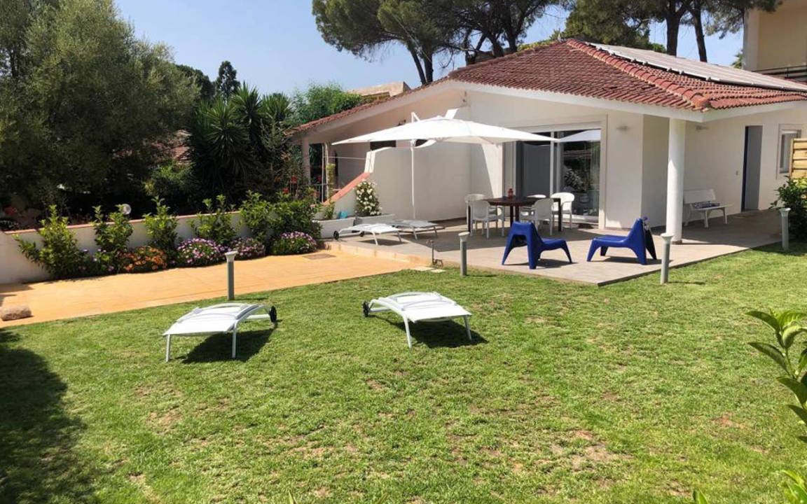 Fontane Bianche Villa | 65 m² Villa ∙ 3 bedrooms ∙ 6 guests