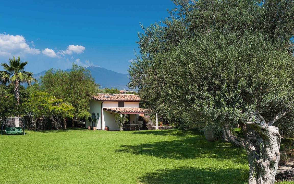 Stazzo Apartment | 70 m² Apartment ∙ 2 bedrooms ∙ 4 guests