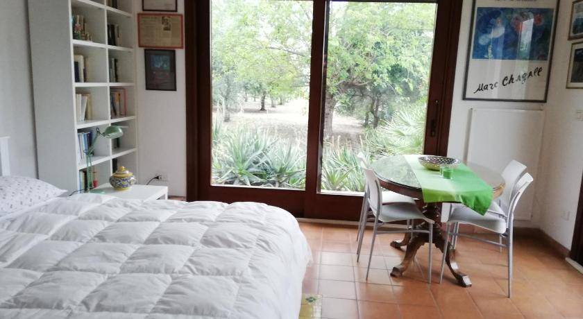 Carlentini Bed & Breakfast | 70 m² Bed and breakfast ∙ 4 guests