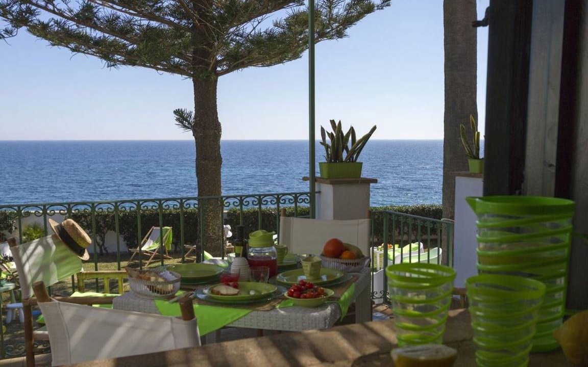 Fontane Bianche Villa | 70 m² Villa ∙ 3 bedrooms ∙ 4 guests