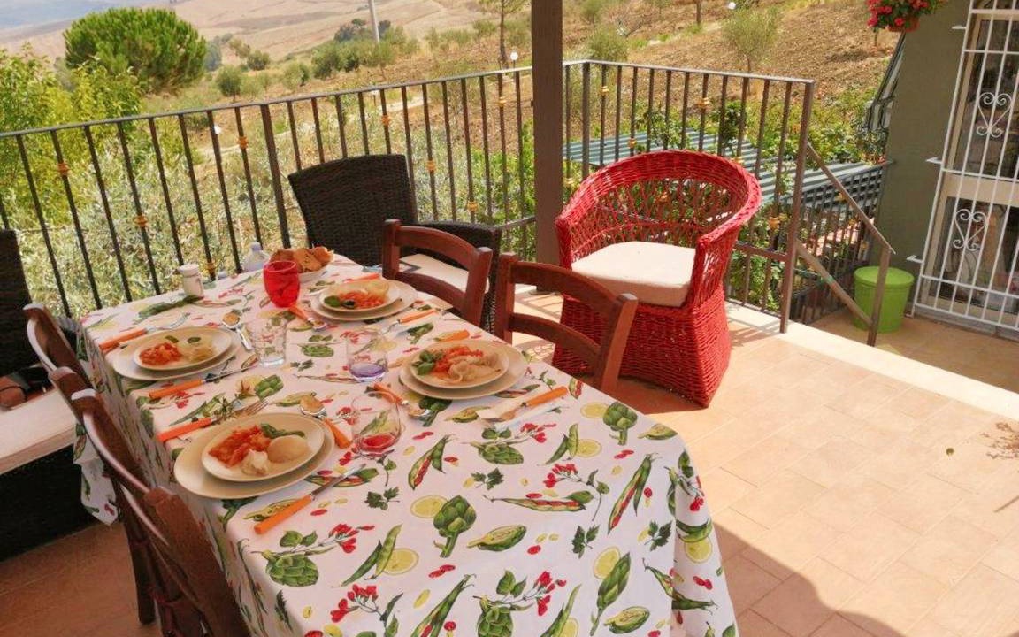 Lercara Friddi Apartment | 75 m² Apartment ∙ 1 bedroom ∙ 4 guests