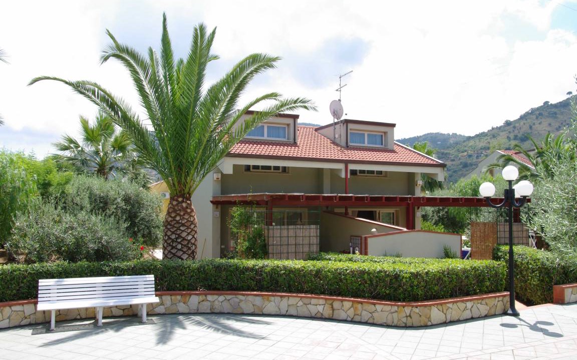 Mazzaforno Apartment | 75 m² Apartment ∙ 2 bedrooms ∙ 5 guests