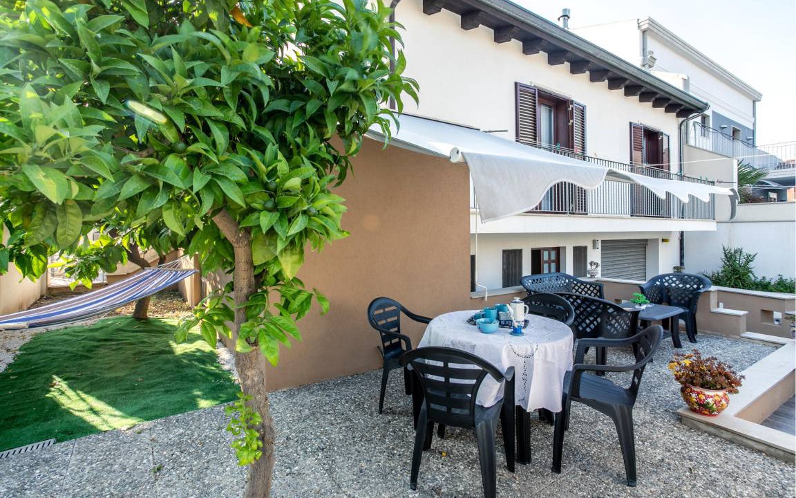 Casale Modica Apartment | 80 m² Apartment ∙ 2 bedrooms ∙ 4 guests