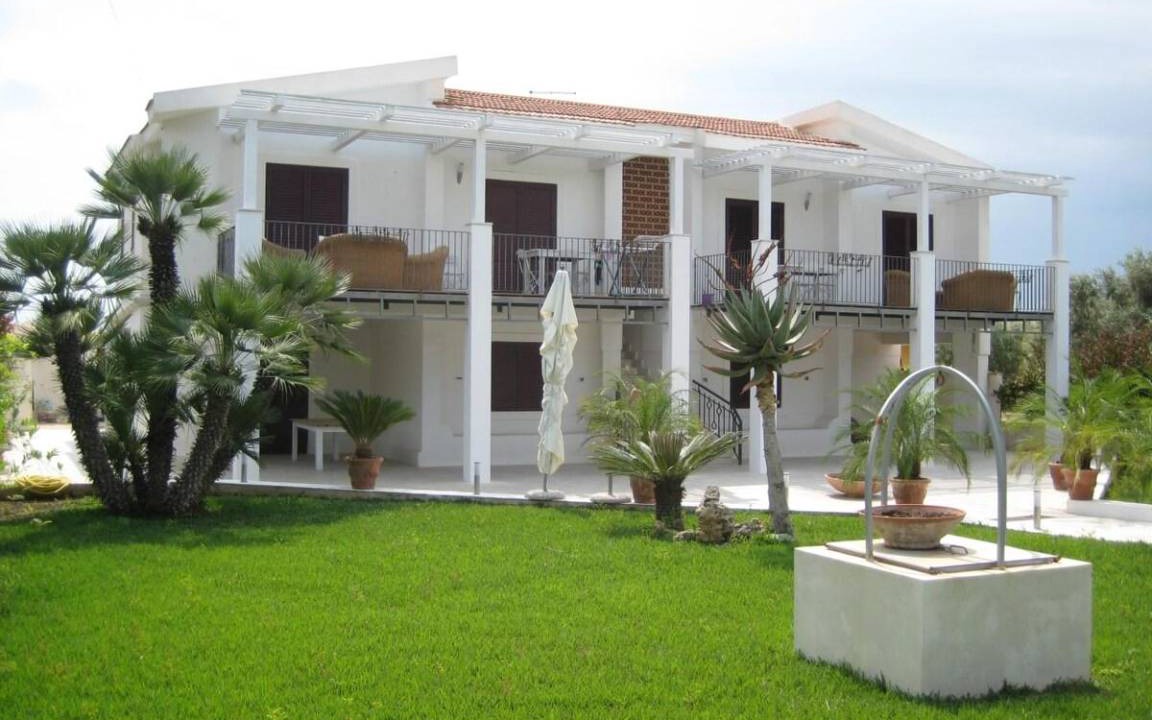 San Lorenzo Apartment | 80 m² Apartment ∙ 4 bedrooms ∙ 8 guests