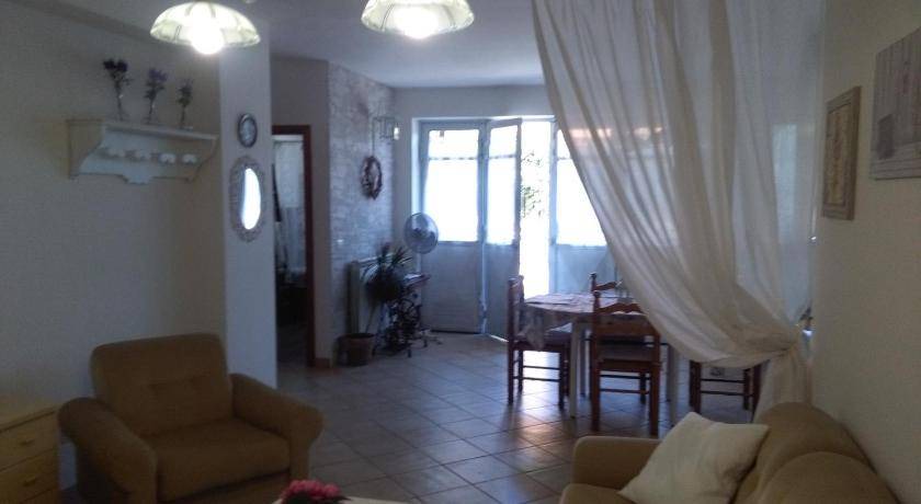 Coste House | 80 m² House ∙ 1 bedroom ∙ 4 guests