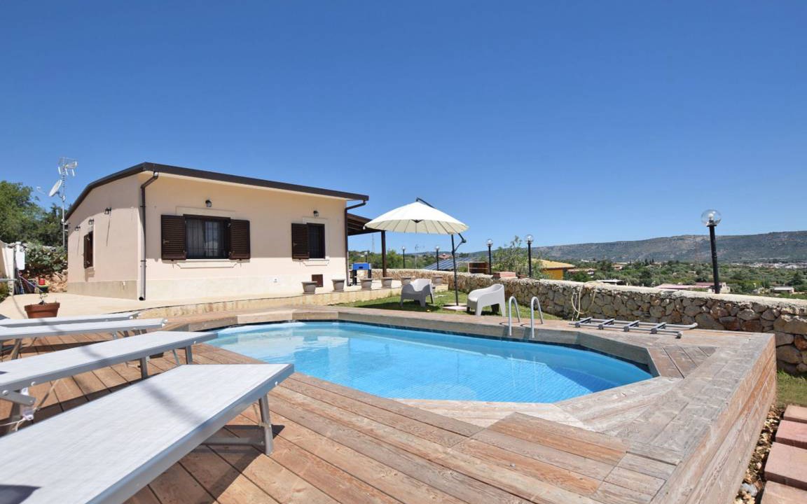 Floridia Villa | 80 m² Villa ∙ 1 bedroom ∙ 5 guests
