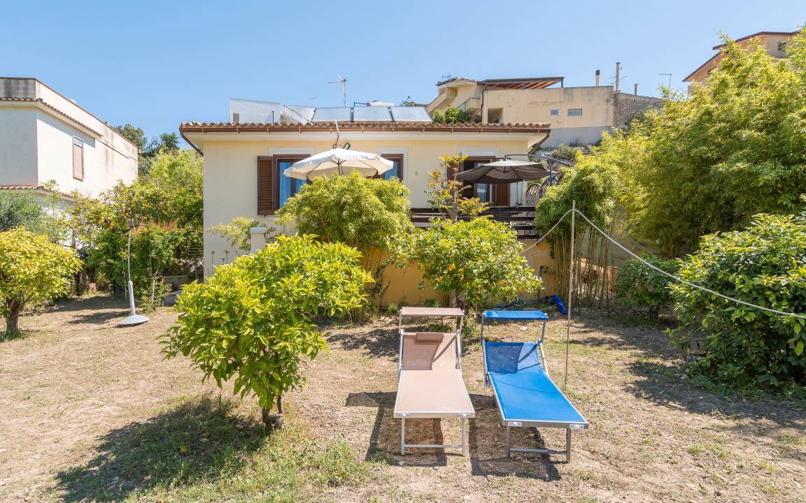 Noto Marina Villa | 80 m² Villa ∙ 2 bedrooms ∙ 6 guests