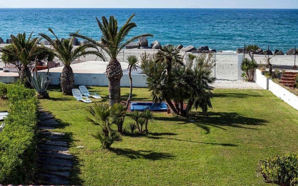 Torregrotta Villa | 80 m² Villa ∙ 3 bedrooms ∙ 5 guests