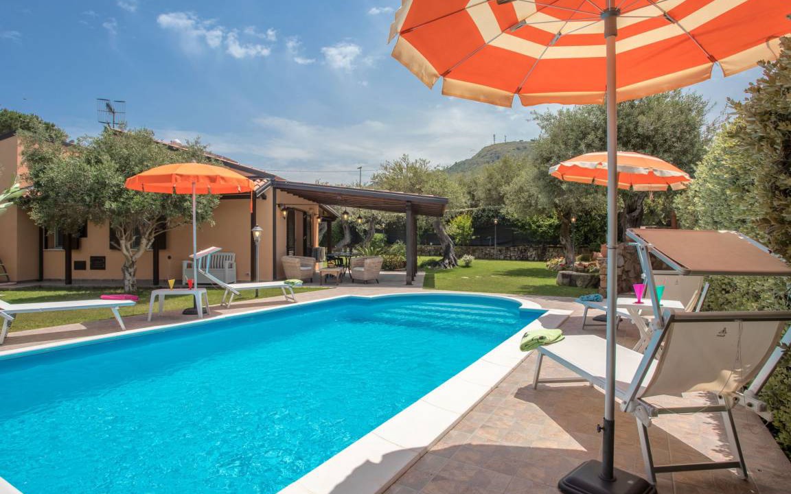 Capo Villa | 85 m² Villa ∙ 3 bedrooms ∙ 6 guests