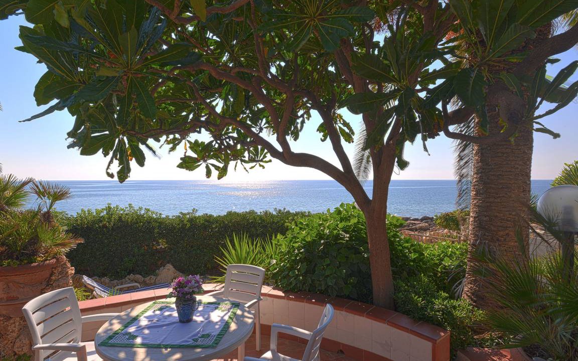Fontane Bianche Villa | 90 m² Villa ∙ 1 bedroom ∙ 4 guests
