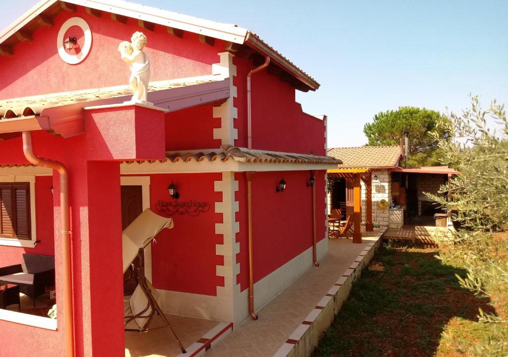 Noto House | A Villa Manghisi