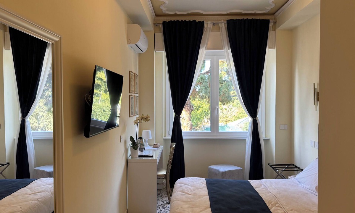 Reggio Calabria Bed & Breakfast | Ac Gold B&B-Deluxe Double/Double Room Single Beds