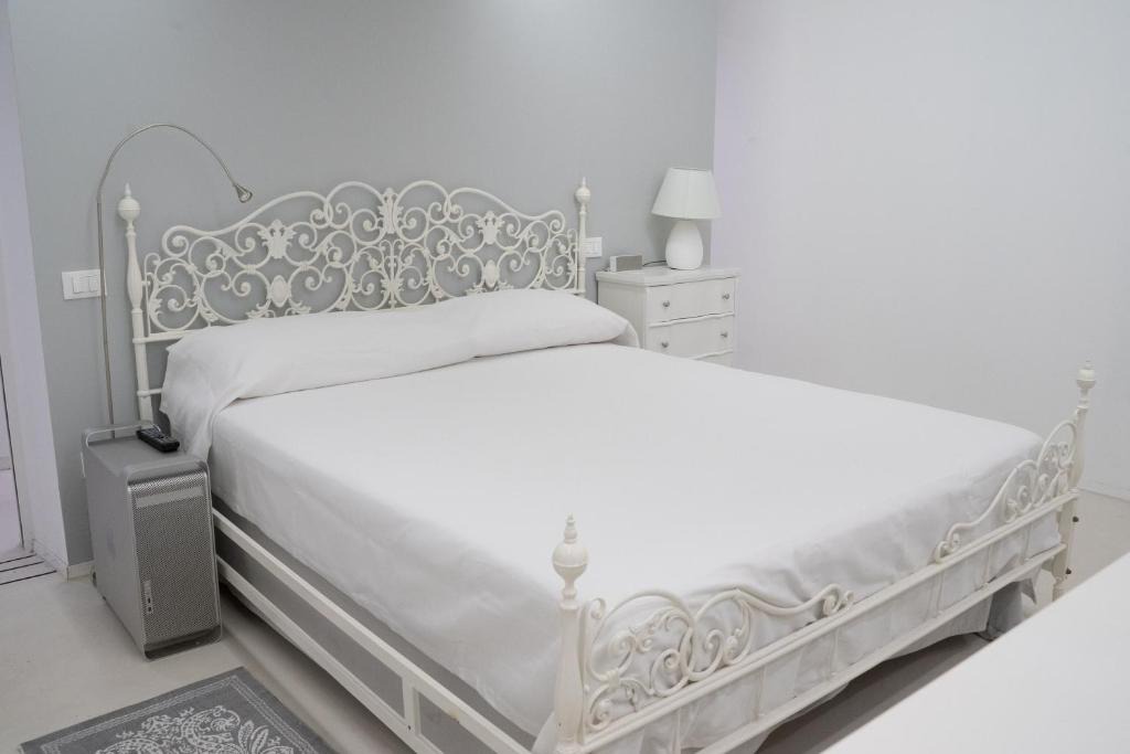 Aci Trezza House | Acquabianca