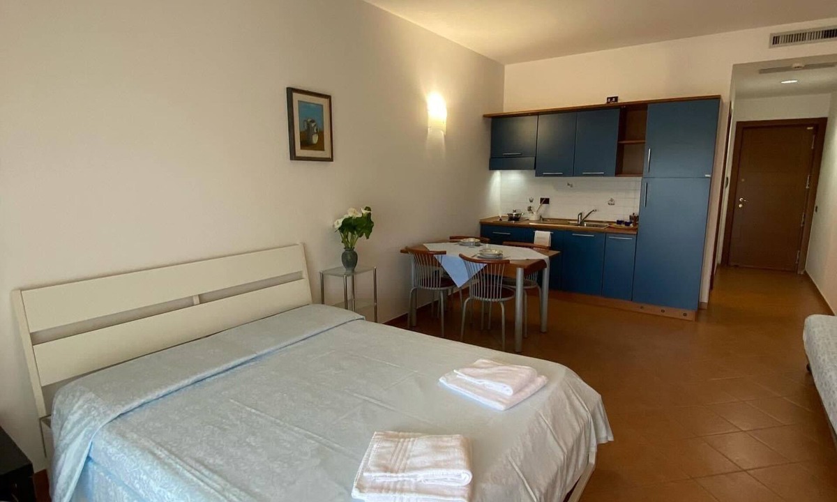 Castellaneta Apartment | AIR-CONDITIONED STUDIO APARTMENT 5 MINUTES FROM THE SEA