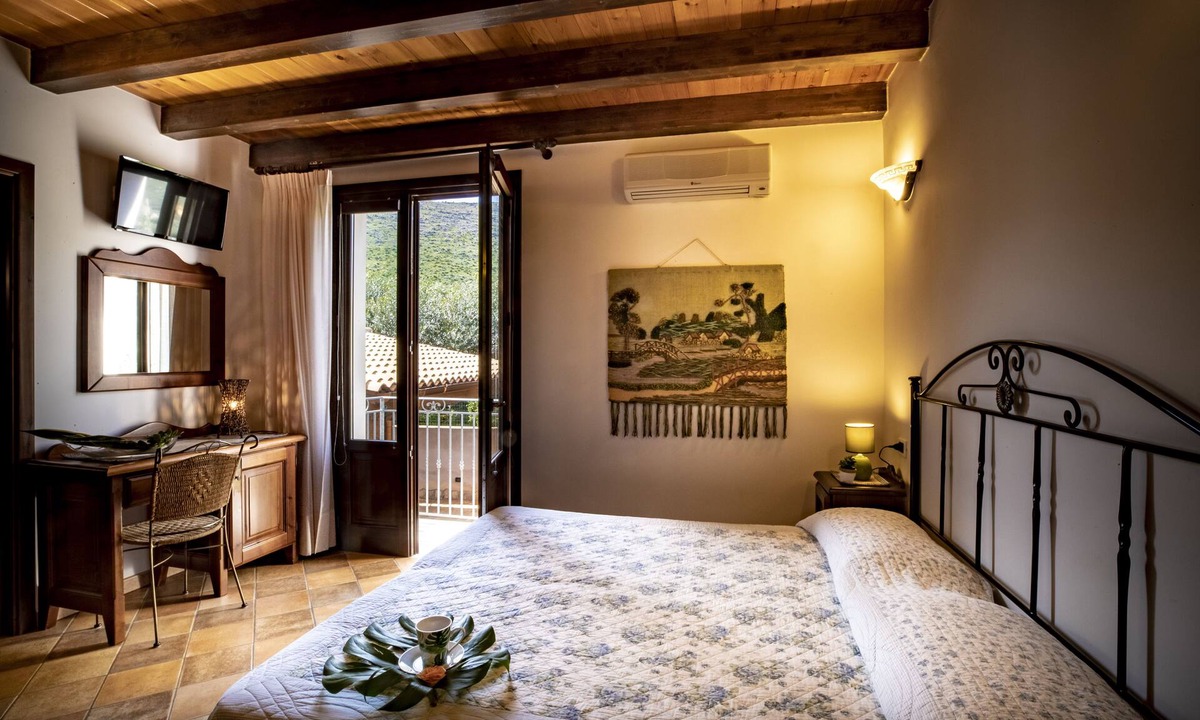 Castelluzzo Bed & Breakfast | Alba Marina Bed & Breakfast
