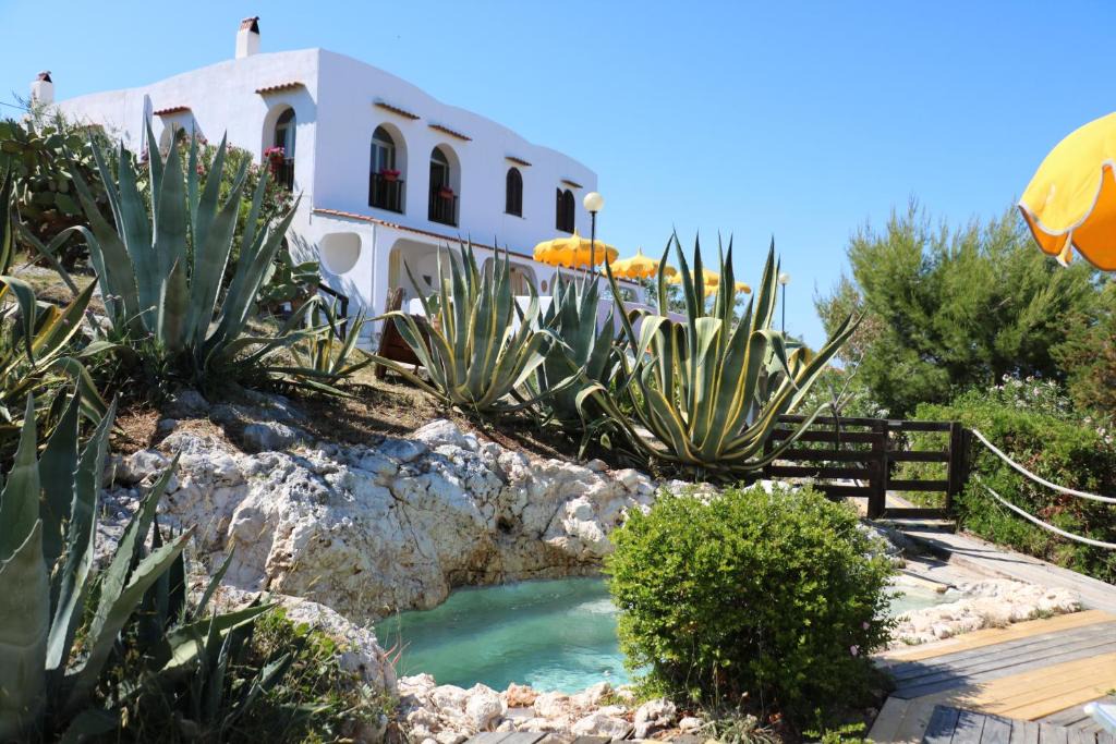 Peschici Hotel | Albergo"Villa Biscotti"