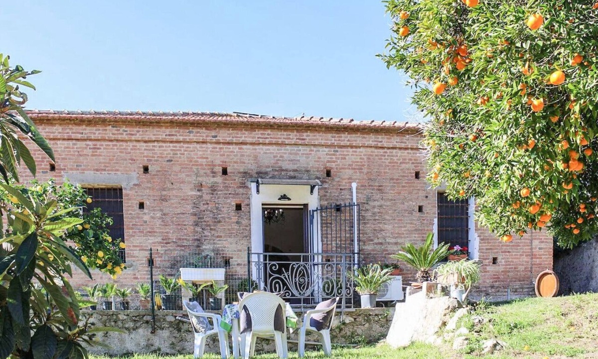 Reggio Calabria House | Antica cantina Emilia
