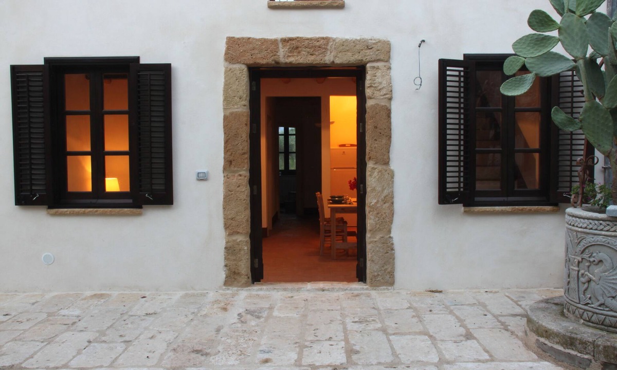 Partinico House | Antico Baglio Siciliano #1