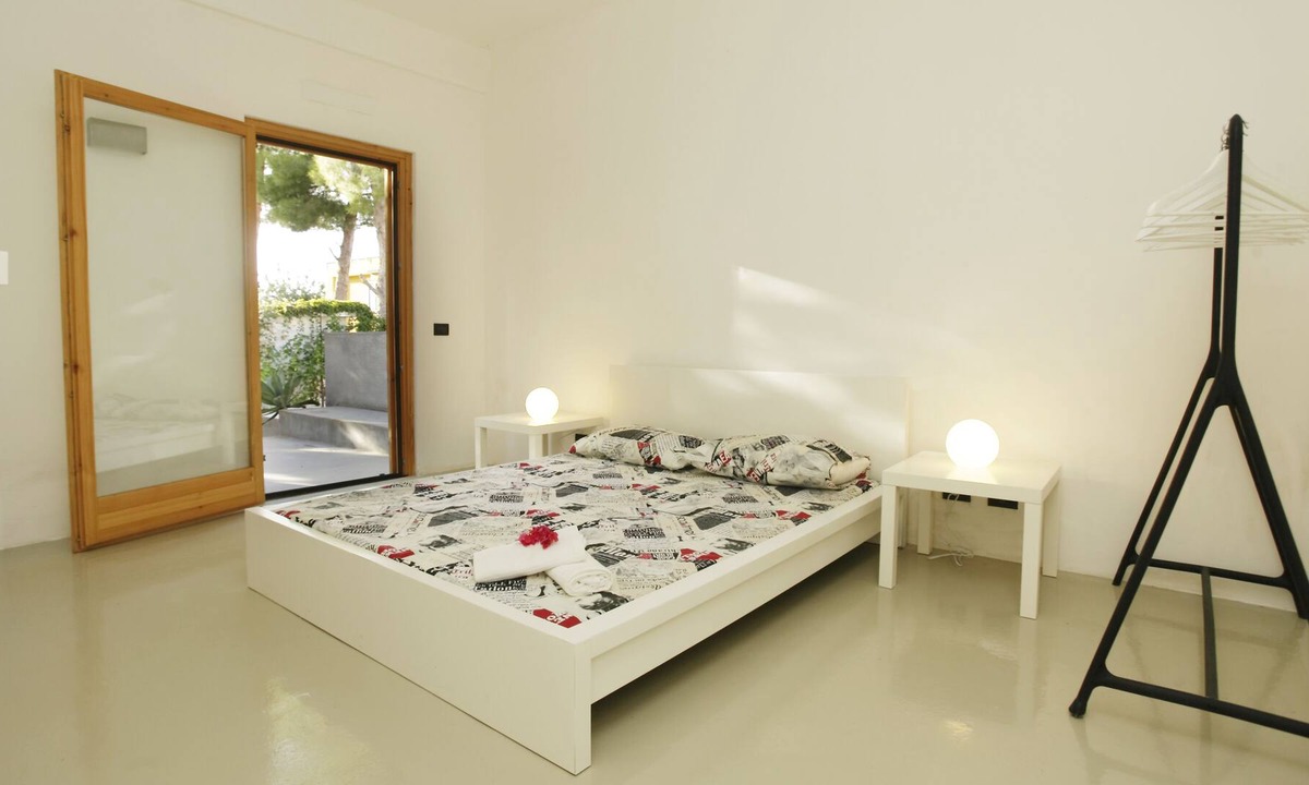 Torre Colonna-sperone House | Apartment By The Sea, Max 6 People