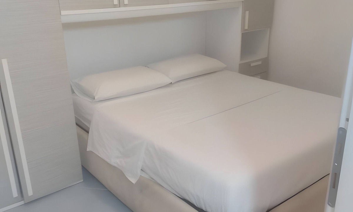 Ischia Ponte Apartment | Apartment '1 Vista Parziale Mare' with Shared Garden, Wi-Fi and Air Conditioning
