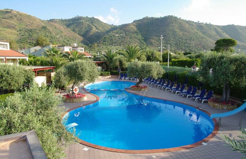 Mazzaforno Apartment | Apartment ∙ 2 bedrooms ∙ 5 guests