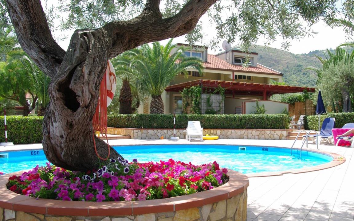 Mazzaforno Apartment | Apartment ∙ 2 bedrooms ∙ 5 guests