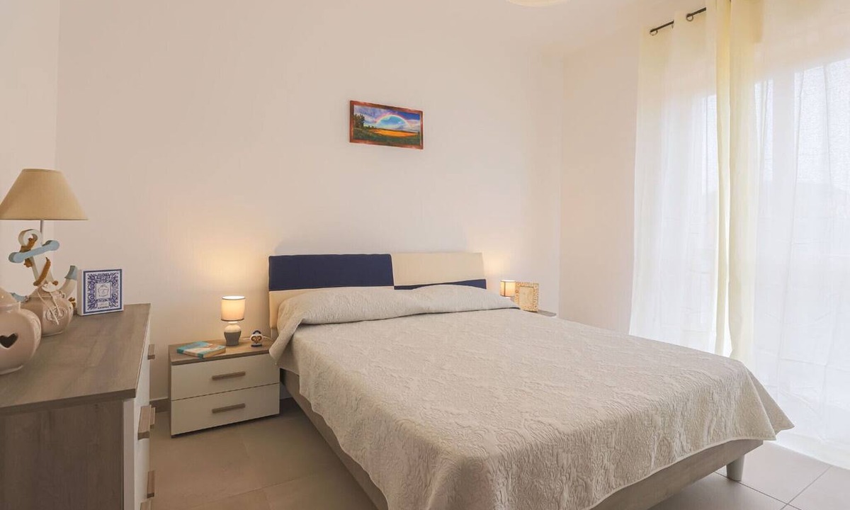 Paestum Apartment | Apartment 9 with Sea View, Wi-Fi, and Air Conditioning