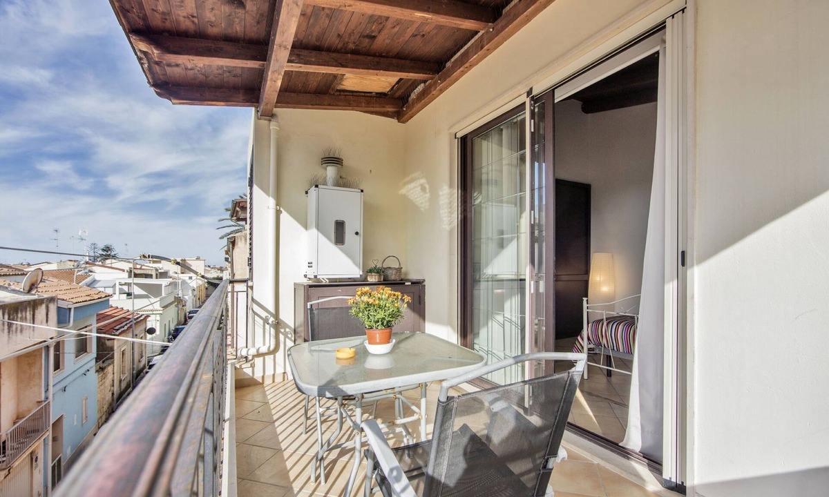 Marina di Ragusa House | Apartment Ade - Single house - 50m by the sea - Marina di Ragusa centre