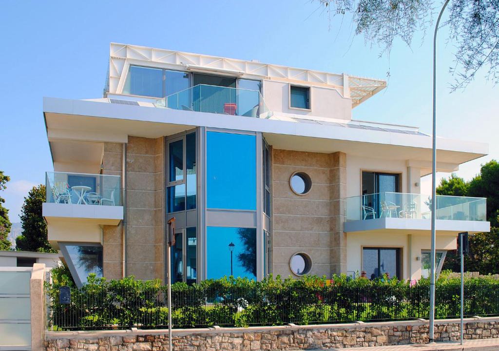 Terracina Apartment | Apartment Appartamento 2 by Interhome