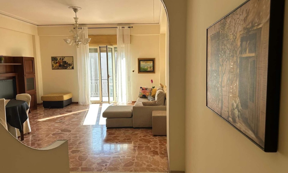Reggio Calabria Apartment | Apartment 'Bronzi Di Riace' with Sea View, Wi-Fi and Air Conditioning