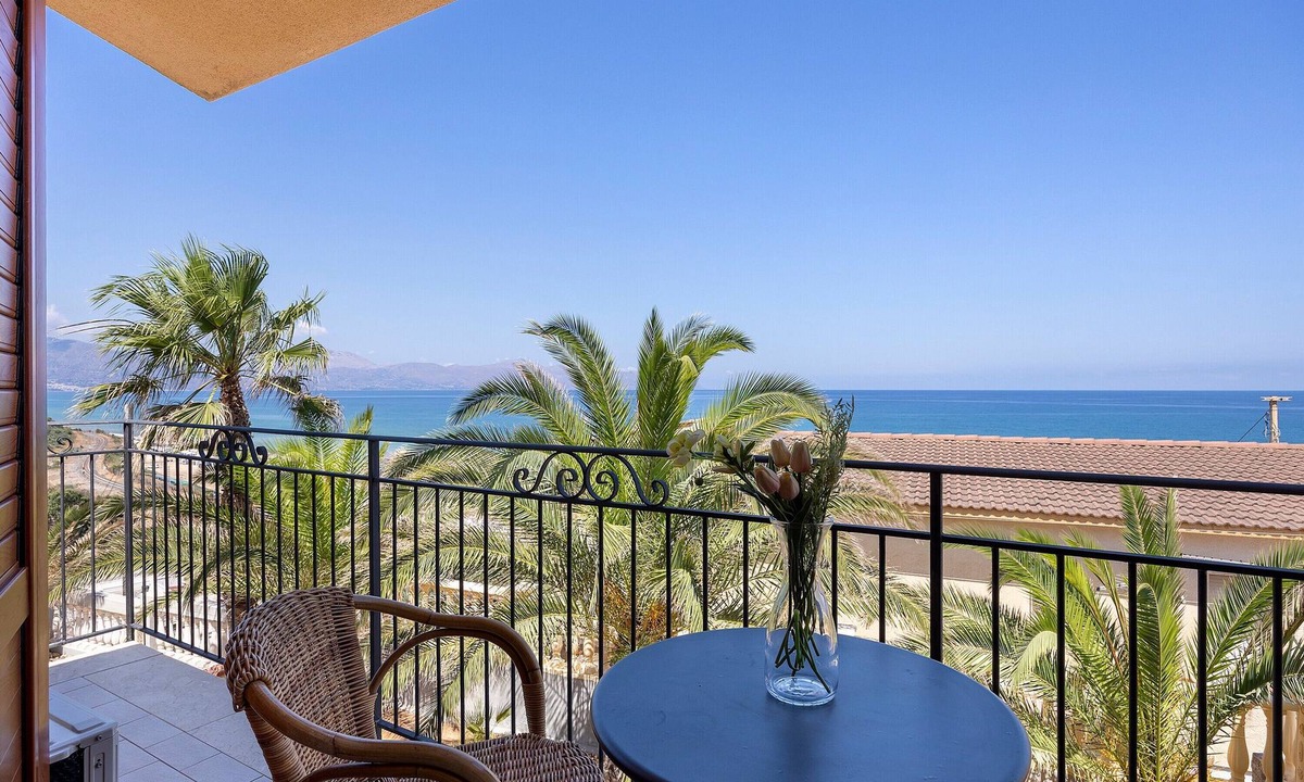 Partinico Apartment | Apartment 'Casa Onda Azzurra' with Sea View, Wi-Fi and Air Conditioning