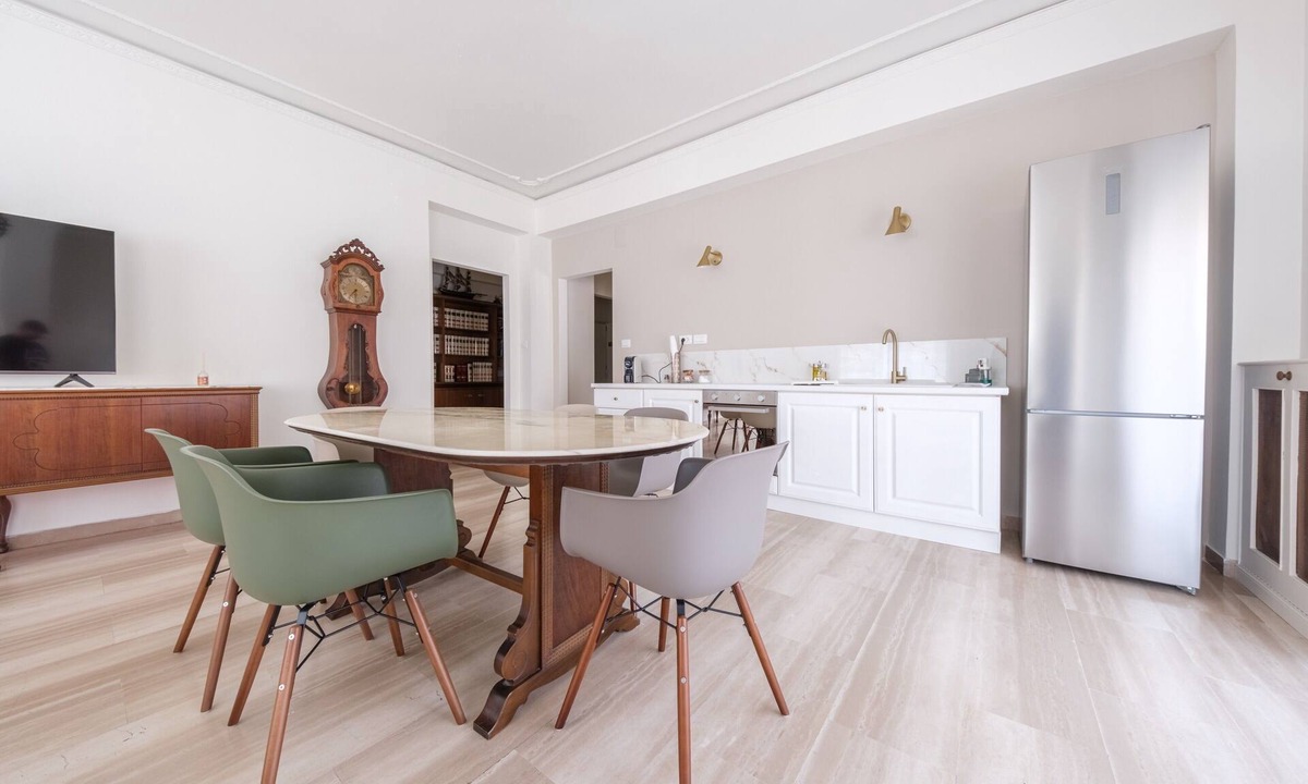 Milazzo Apartment | Apartment 'Casa Vacanze Piazza Europa' with Balcony, Wi-Fi & Air Conditioning