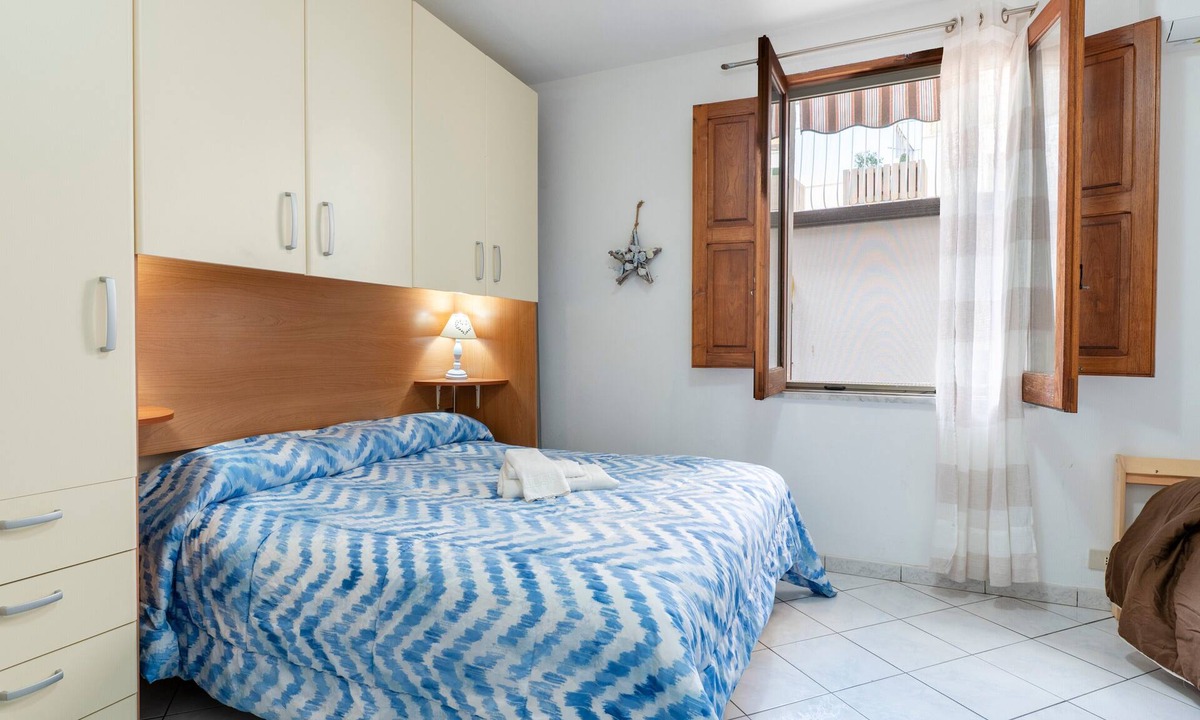 Old Town Apartment | Apartment 'Cortile Maggiore Home' with Wi-Fi and Air Conditioning