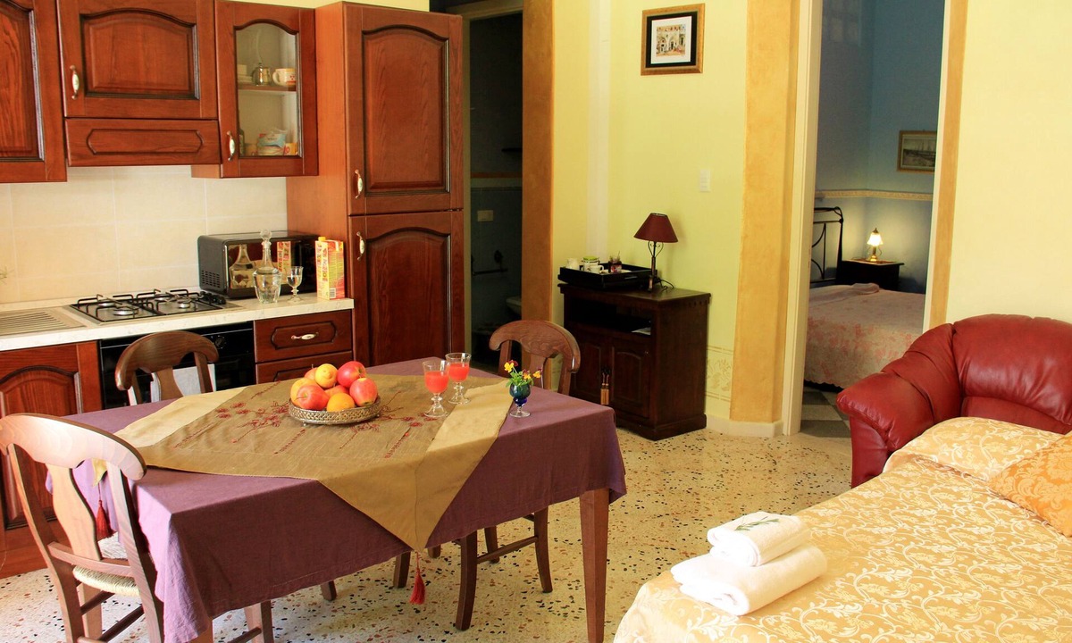 Trapani City Centre House | Apartment in Old Convent XV - Trapani old town