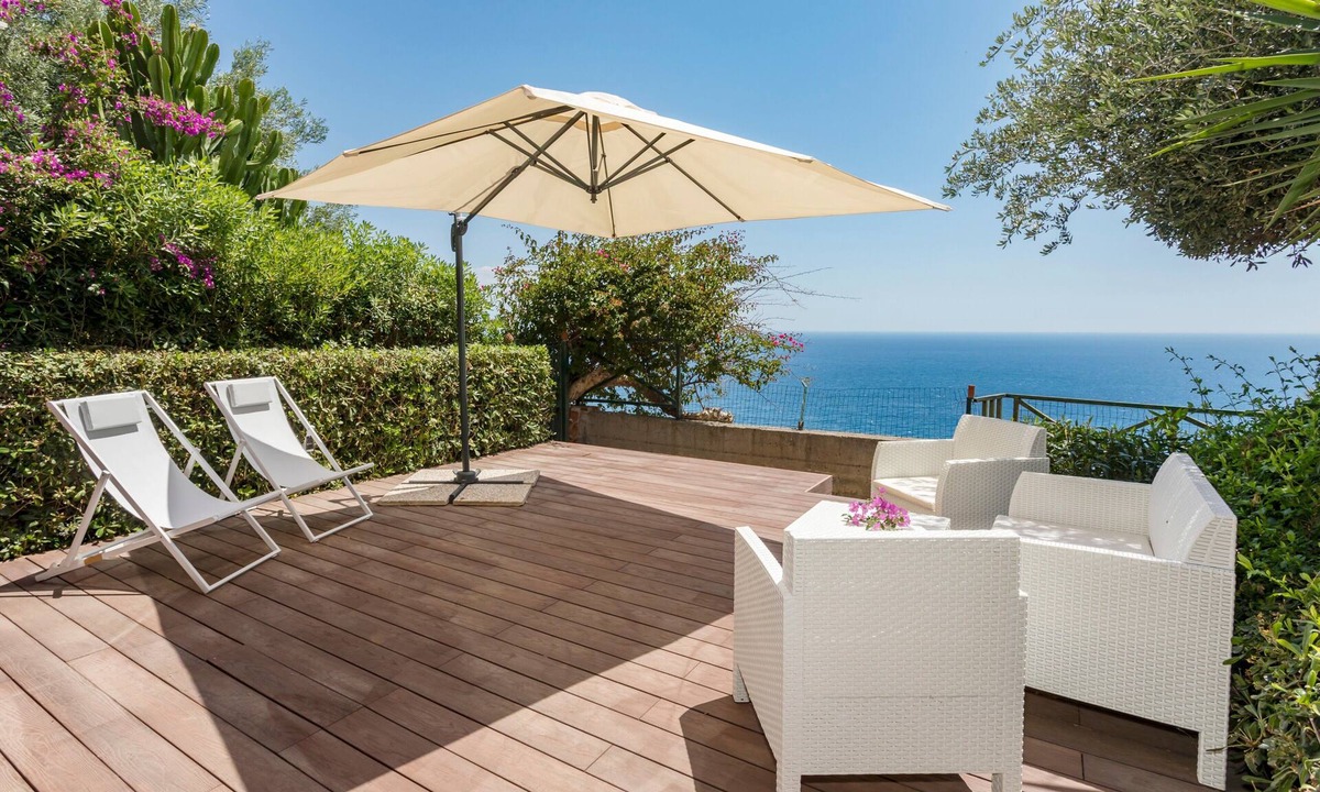Sant'Alessio Siculo Apartment | Apartment 'Paradise Residence 2' with Sea View, Wi-Fi and Air Conditioning
