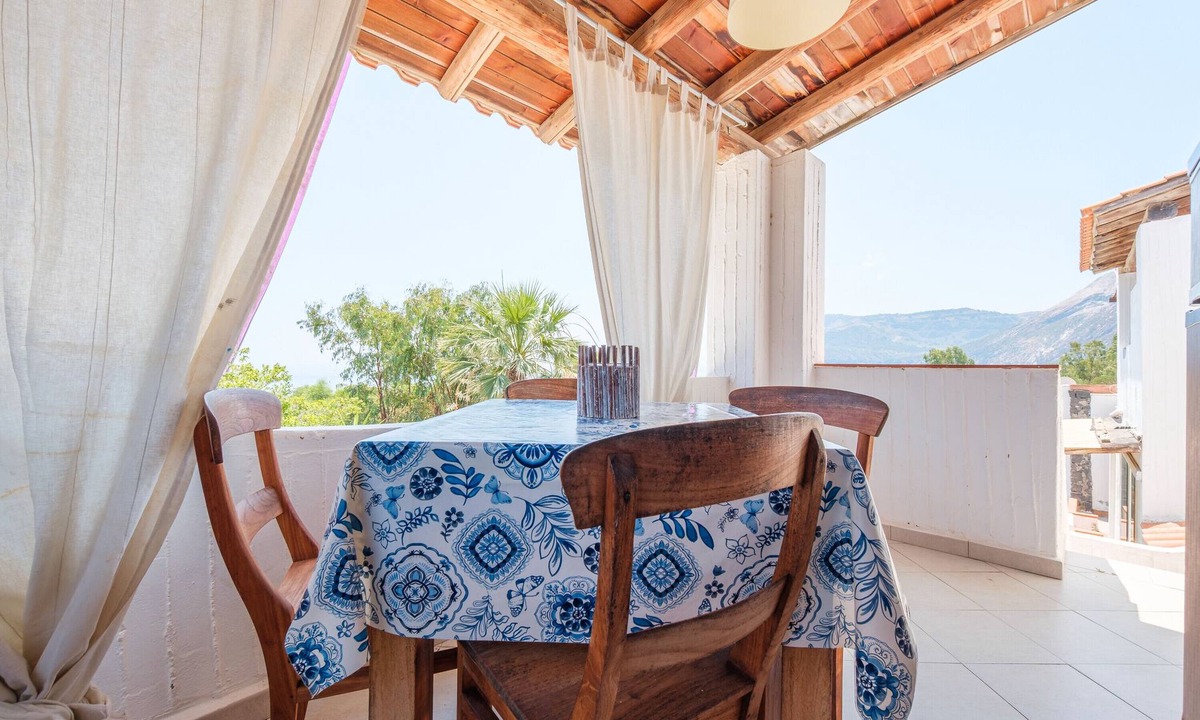 Vulcanello Apartment | Apartment 'Jerà Suite Vista Mare 19' with Sea View, Private Terrace and Wi-Fi