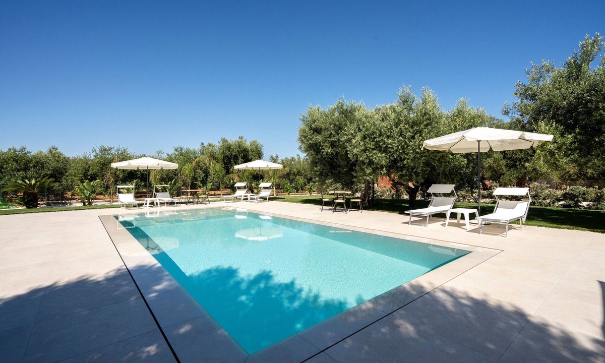 L'Assunta Apartment | Apartment 'L'Aia - 3' with Shared Pool, Wi-Fi and Air Conditioning