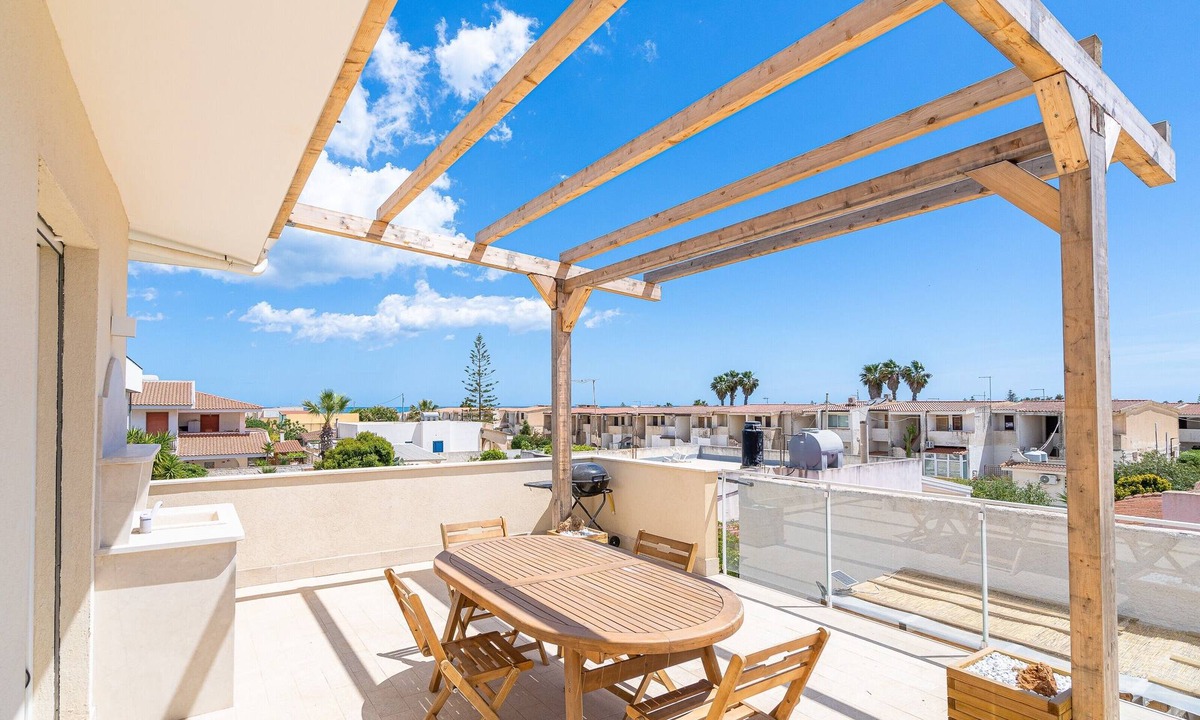 Fondo Morte Apartment | Apartment 'Marzamemi Deluxe' with Wi-Fi and Air Conditioning